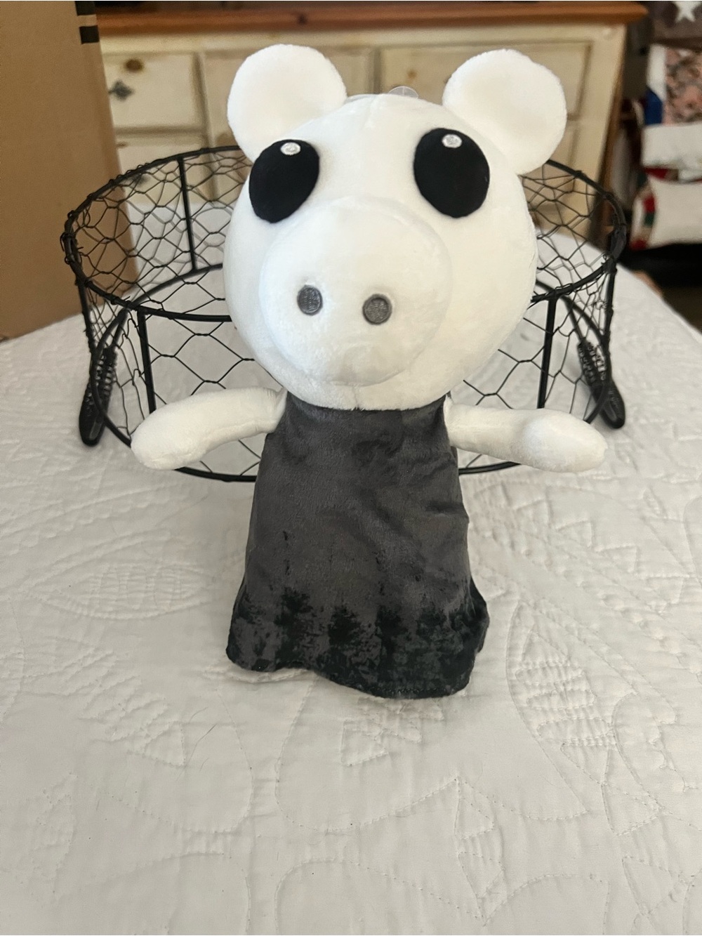 Official "Piggy" memory Collectible Plush.  8" Series 2. Roblox.